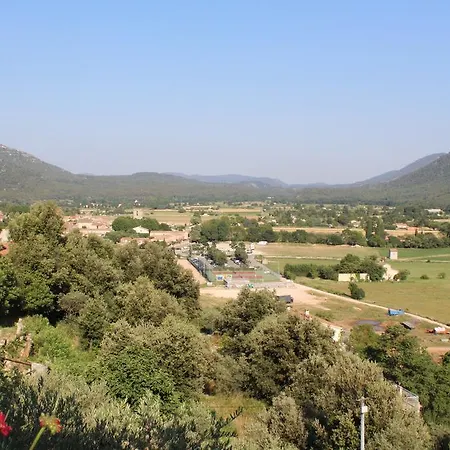Hotel Le Clos Des Acacias 3*